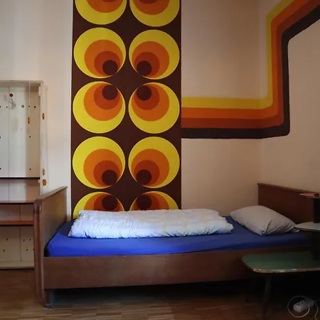 Hostel Schicksaal* Lubeck