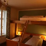 Hostel Schicksaal* Lübeck