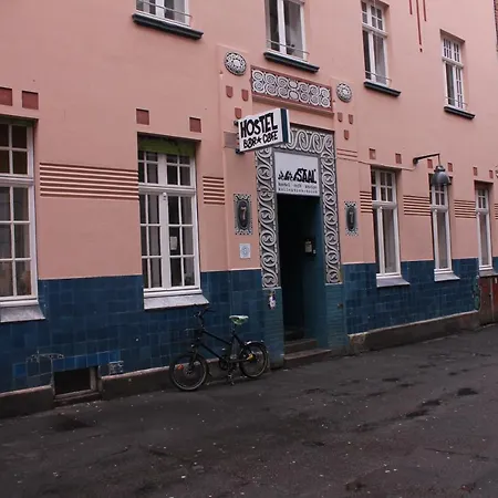 Schicksaal* Hostel *