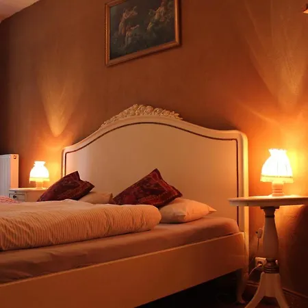 Schicksaal* Auberge de jeunesse *