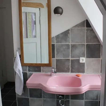 Hostel Schicksaal* Lubeck