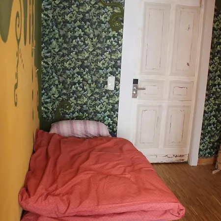 Hostel Schicksaal* Lübeck