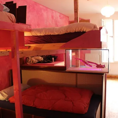 Schicksaal* Hostel *