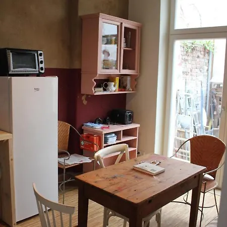 Schicksaal* Auberge de jeunesse *