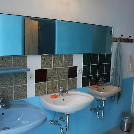 Hostel Schicksaal* Lübeck