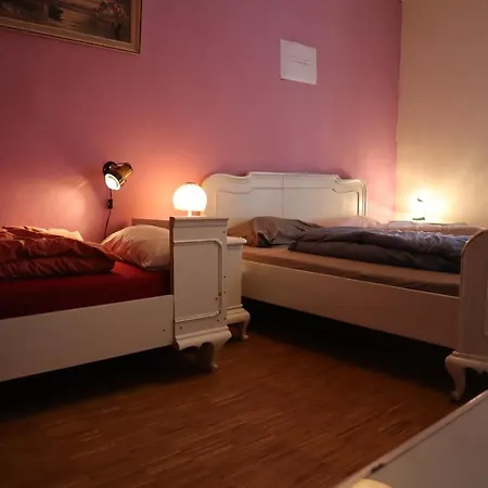Hostel Schicksaal* Lübeck