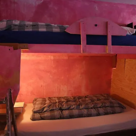 Schicksaal* Hostel