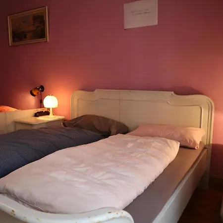 Schicksaal* Hostel *