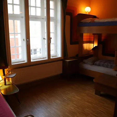 Hostel Schicksaal* *