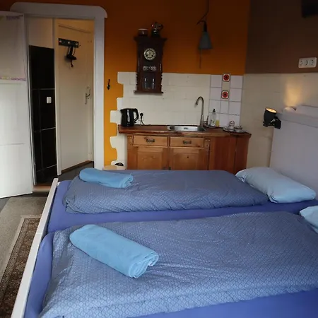 Hostel Schicksaal* Lübeck