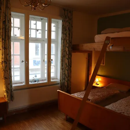 Schicksaal* *