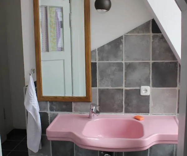 Hostel Schicksaal* Lübeck