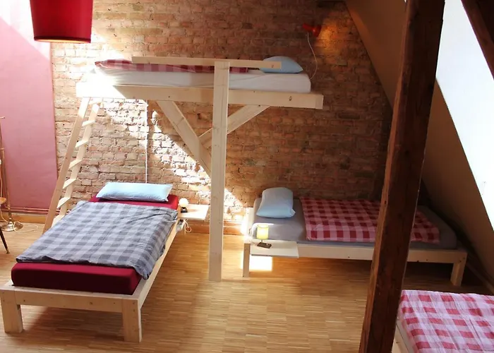 Hostel Schicksaal* *