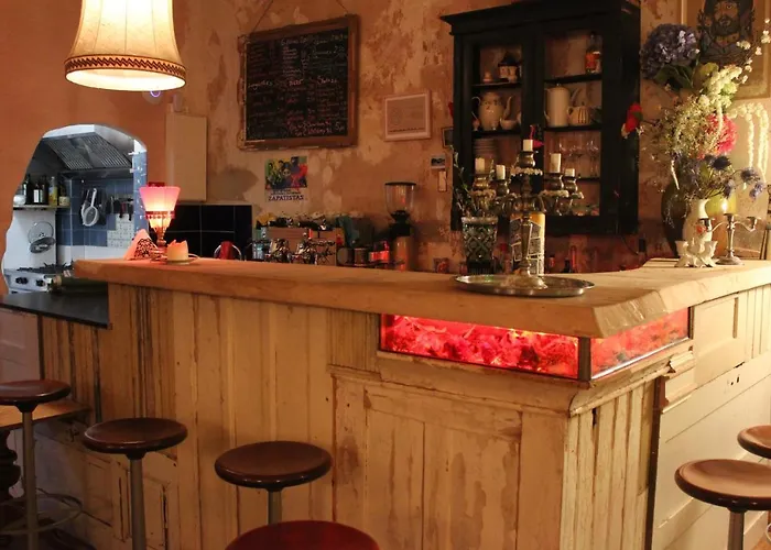 Schicksaal* Hostel *